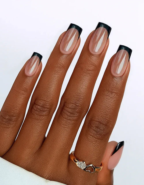 Load image into Gallery viewer, Braveheart Short Square Nails - Press On Nails
