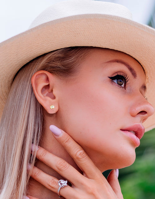 Load image into Gallery viewer, 18G 1/4 Clear Gem 14k Gold Plated Implant Grade Titanium Threadless Flower Reversible Flat Back Earring
