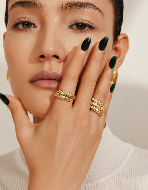 Load image into Gallery viewer, Forest Lush | Soft &amp; Durable Press-On Nails
