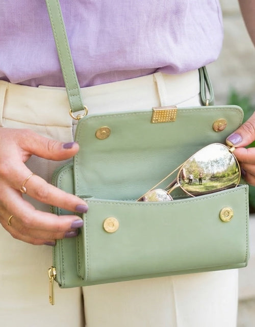 Load image into Gallery viewer, Captiva RFID Touch Screen Purse

