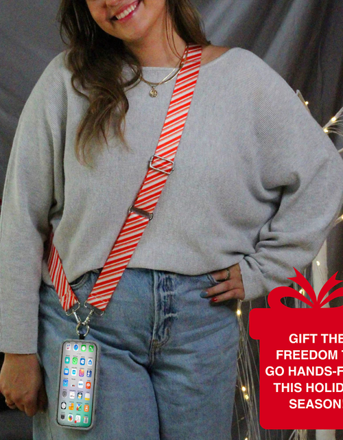 Load image into Gallery viewer, Clip &amp; Go Strap Christmas
