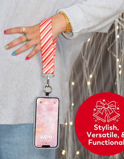 Load image into Gallery viewer, Clip &amp; Go Strap Christmas

