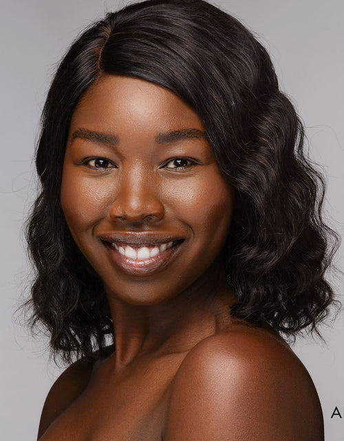Load image into Gallery viewer, Super Serum Silk Matte Powder Peptide Foundation
