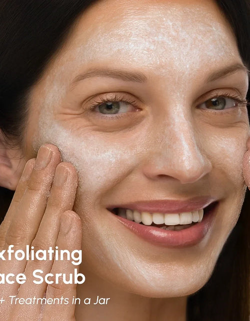 Load image into Gallery viewer, Face Polishing Scrub &amp; Exfoliator
