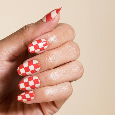 Load image into Gallery viewer, Chillhouse Fake Nails That's Amore 24ct - New
