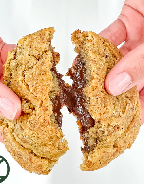 Load image into Gallery viewer, Chocolate LavaCookies
