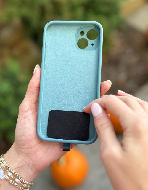 Load image into Gallery viewer, Clip &amp; Go Ice Chain with Pouch
