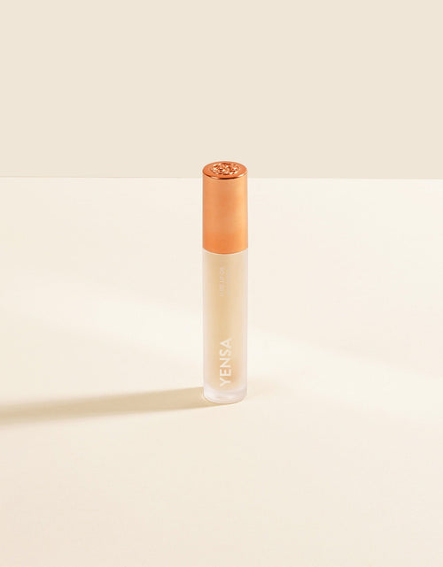 Load image into Gallery viewer, Luxe Lip Nourishing Oil with Hyaluronic + Vitamin E
