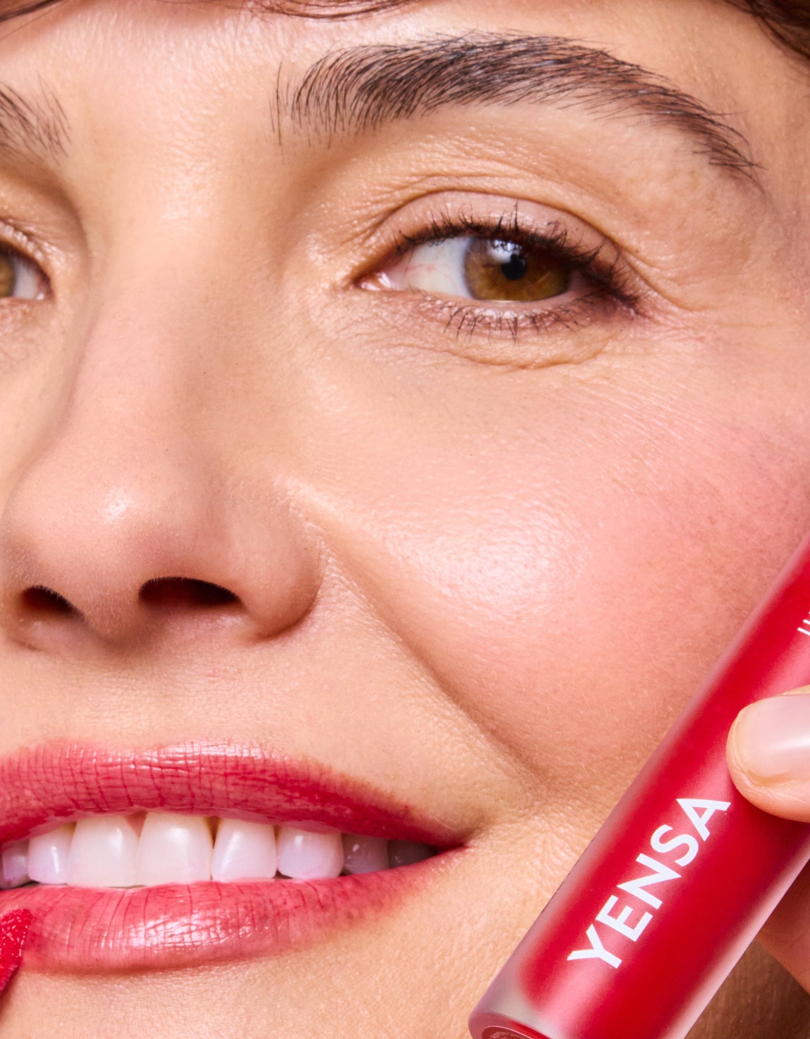 Luxe Lip Nourishing Oil with Hyaluronic + Vitamin E