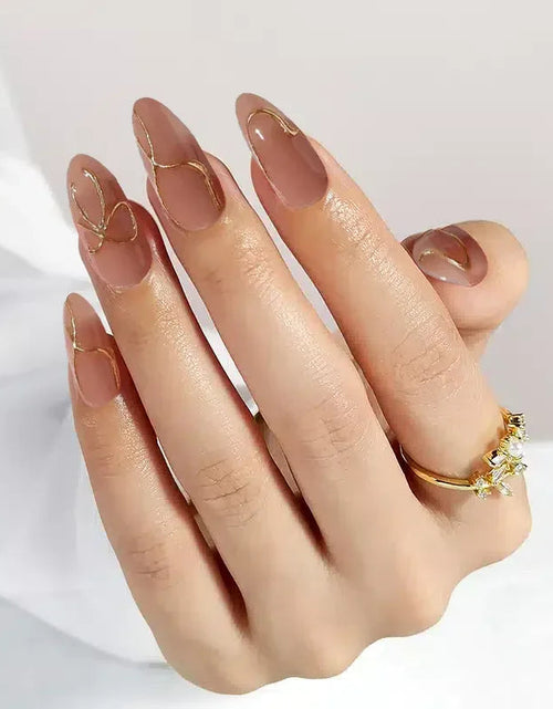 Load image into Gallery viewer, Daring Gold Almond Nails - Press on Nails
